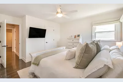 15 Green Meadows Rd, Fairfield, NJ 07004 - Photo 21