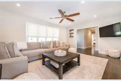 15 Green Meadows Rd, Fairfield, NJ 07004 - Photo 15