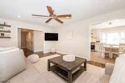 15 Green Meadows Rd, Fairfield, NJ 07004 - Photo 19