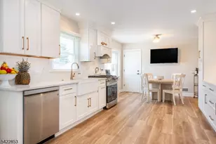 15 Green Meadows Rd, Fairfield, NJ 07004 - Photo 5