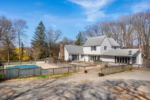 8 Stonehedge Ln, Byram Township, NJ 07821 - Photo 45