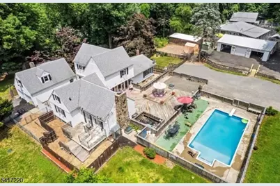 8 Stonehedge Ln, Byram Township, NJ 07821 - Photo 1