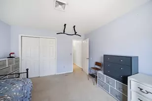 1142 Oakcroft Ln, Franklin Township, NJ 08873 - Photo 9