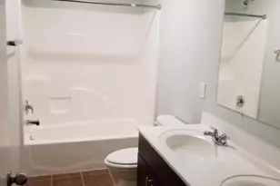 447 Rose Ave, Jersey City, NJ 07305 - Photo 3