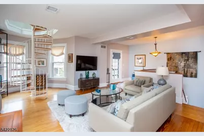 151 N Union St #6, Lambertville, NJ 08530 - Photo 9