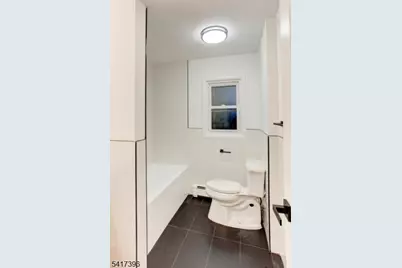 215 E 10th Ave, Roselle, NJ 07203 - Photo 33