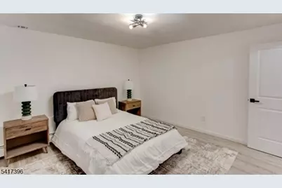 215 E 10th Ave, Roselle, NJ 07203 - Photo 11