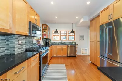 229 Watchung Ave, Montclair, NJ 07043 - Photo 15