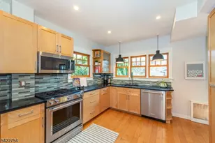 229 Watchung Ave, Montclair, NJ 07043 - Photo 13