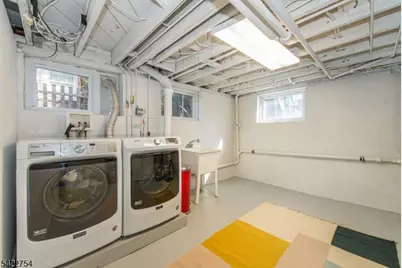 229 Watchung Ave, Montclair, NJ 07043 - Photo 37