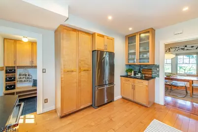 229 Watchung Ave, Montclair, NJ 07043 - Photo 17