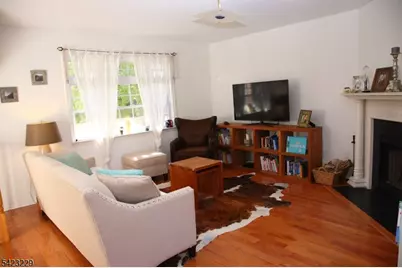 17 Castle Drive Ondo, Berkeley Heights Township, NJ 07922 - Photo 3