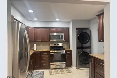 50 Falls Bridge Dr #50, Totowa, NJ 07512 - Photo 3