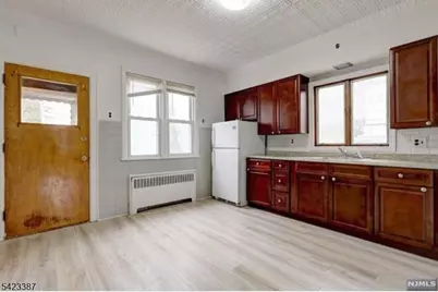 58 Westervelt Ave, Hawthorne, NJ 07506 - Photo 3