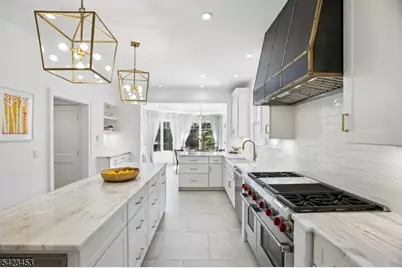 10 Mountain Ter, Montclair, NJ 07043 - Photo 15