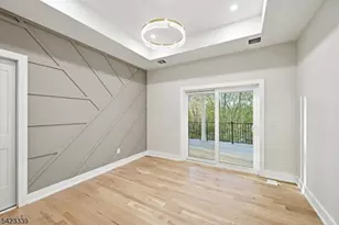 11 Elmwood Ct, Livingston, NJ 07039 - Photo 27