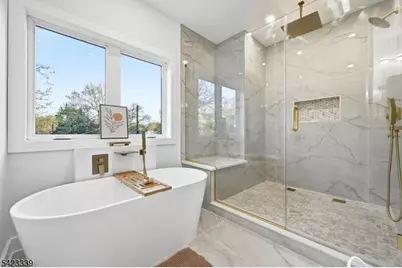 11 Elmwood Ct, Livingston, NJ 07039 - Photo 23