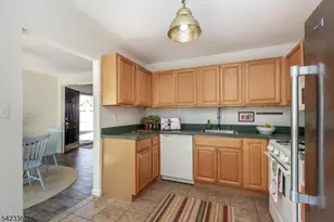 52 Greenbrook Dr, Bloomfield Twp., NJ 07003 - Photo 9