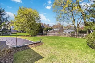 54 Knollwood Ave, Madison, NJ 07940 - Photo 5