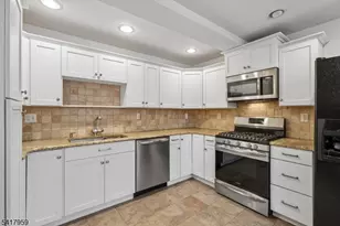 35 Dehart St, Morristown, NJ 07960 - Photo 5