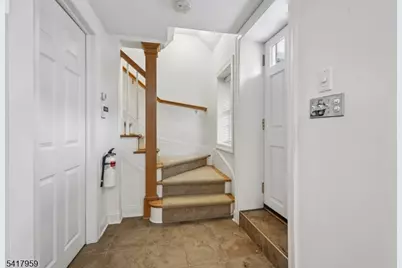 35 Dehart St, Morristown, NJ 07960 - Photo 3