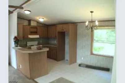 18 Pursel St, Phillipsburg, NJ 08865 - Photo 3