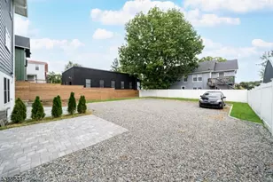 107 N Fullerton Ave, Montclair, NJ 07042 - Photo 17