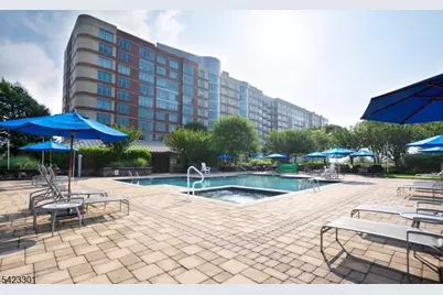 8100 River Rd #209, North Bergen Twp., NJ 07047 - Photo 33
