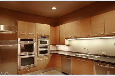 8100 River Rd #209, North Bergen Twp., NJ 07047 - Photo 37