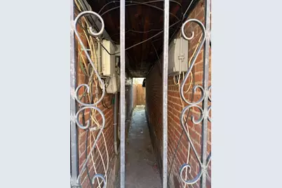 8 Peace St, Trenton, NJ 08608 - Photo 5