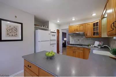 22 Maynard Rd, Franklin Township, NJ 08873 - Photo 23