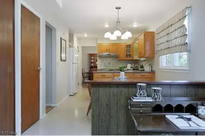 22 Maynard Rd, Franklin Township, NJ 08873 - Photo 27