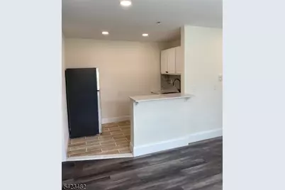 22 Cottage St #2F, South Orange, NJ 07079 - Photo 3