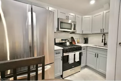 189 Summit Cross, Rutherford, NJ 07070 - Photo 27