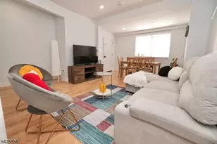 189 Summit Cross, Rutherford, NJ 07070 - Photo 3