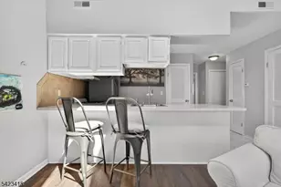 1 Red Lodge Dr Unit, Vernon, NJ 07462 - Photo 9