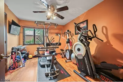 72 Fox Chase Ct, Freehold Township, NJ 07728 - Photo 23