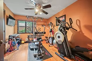 72 Fox Chase Ct, Freehold Township, NJ 07728 - Photo 23