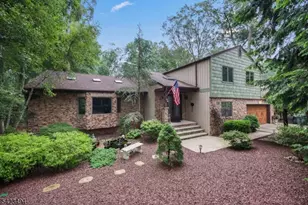 72 Fox Chase Ct, Freehold Township, NJ 07728 - Photo 1