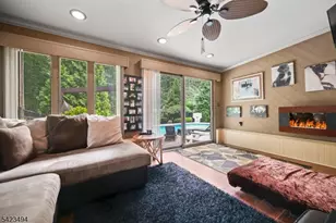 72 Fox Chase Ct, Freehold Township, NJ 07728 - Photo 39