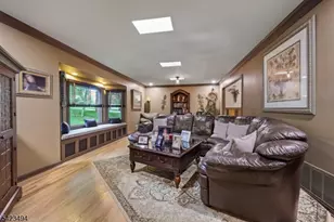 72 Fox Chase Ct, Freehold Township, NJ 07728 - Photo 9