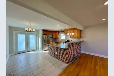 129 Scoles Ave #1, Clifton, NJ 07012 - Photo 5