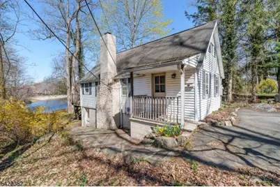 48 Lakeside Trl, Kinnelon, NJ 07405 - Photo 1