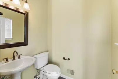 62 Magellan Way, Franklin Township, NJ 08823 - Photo 13