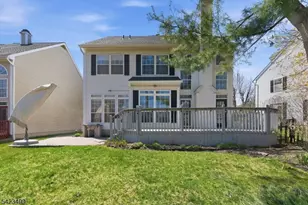 62 Magellan Way, Franklin Township, NJ 08823 - Photo 3