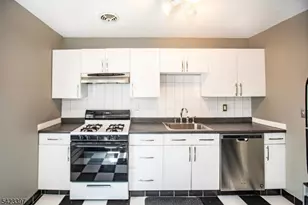 1130 Valley Rd, Wayne, NJ 07470 - Photo 17