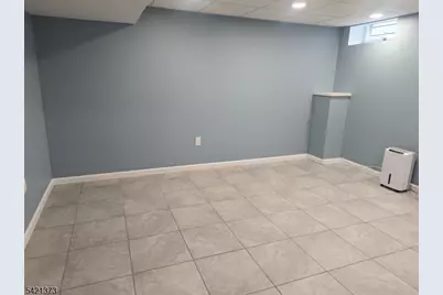 17 Heritage Ln, Hamburg, NJ 07419 - Photo 5