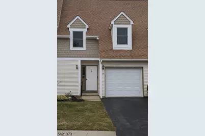 17 Heritage Ln, Hamburg, NJ 07419 - Photo 1