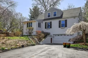 67 Madison St, Long Hill Township, NJ 07933 - Photo 5