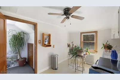 67 Madison St, Long Hill Township, NJ 07933 - Photo 17